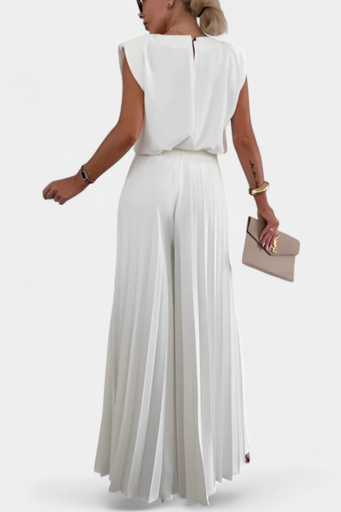 Liora Conjunto de Dos Piezas con Top Estructurado y Pantalón Plisado