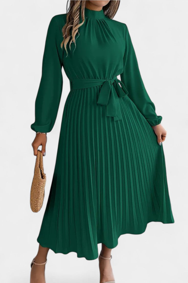 Theresa Vestido con Cuello Alto y Cinturón Plisado
