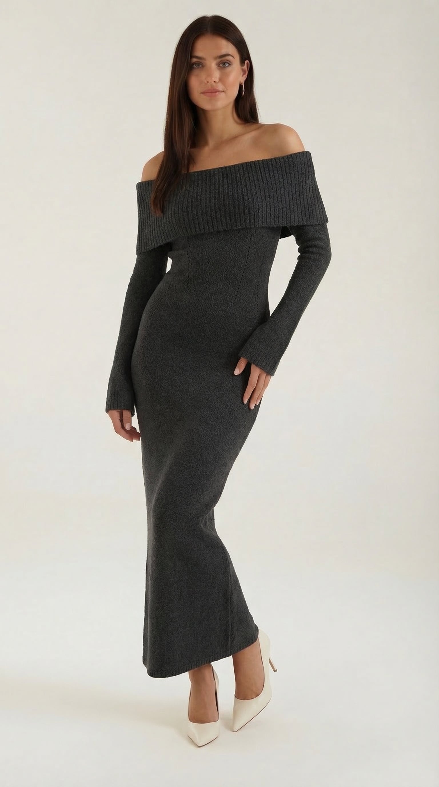 Vestido largo ajustado con hombros descubiertos de Quinlan