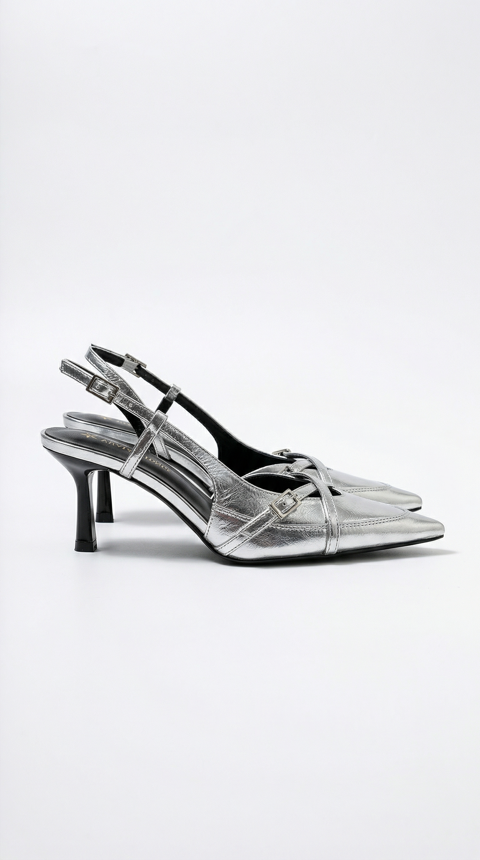 Zapatos de tacón Samantha con tira trasera y hebilla