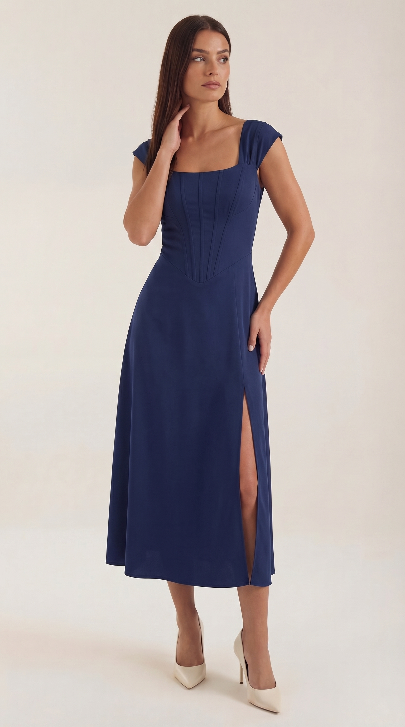 Dahlia Verano Midi Dress